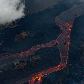 Lava Flow 3 by Bjoern Alicke