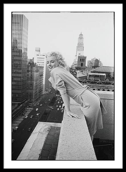Marilyn Monroe on City Rooftop Framed Print