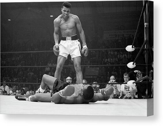 Muhammad Ali Taunting Sonny Liston Canvas Art Print by Bettmann